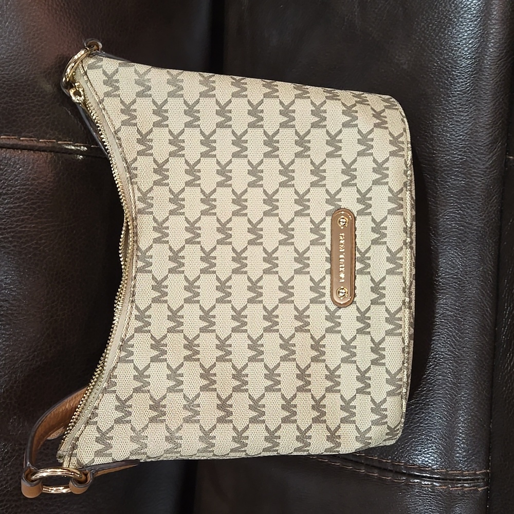 MK Crossbody